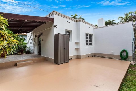 Villa ou maison à vendre à Miami Springs, Floride: 3 chambres, 116.41 m2 № 963109 - photo 8