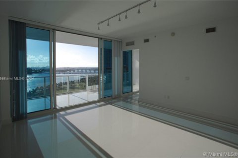 Copropriété à vendre à Miami, Floride: 1 chambre, 106.56 m2 № 1406252 - photo 7