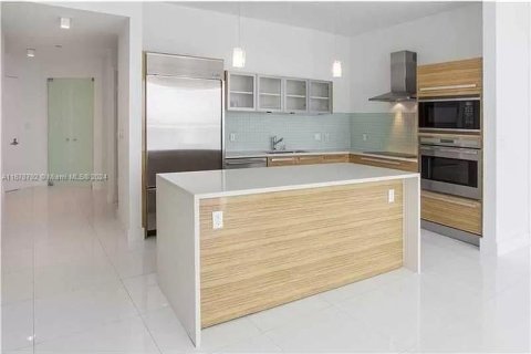 Condominio en venta en Miami, Florida, 1 dormitorio, 106.56 m2 № 1406252 - foto 4