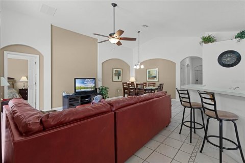 Villa ou maison à vendre à Davenport, Floride: 4 chambres, 171.31 m2 № 1313892 - photo 12