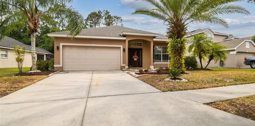 Casa en New Port Richey, Florida 3 dormitorios, 164.44 m2 № 1356395