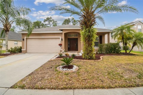 House in New Port Richey, Florida 3 bedrooms, 164.44 sq.m. № 1356395 - photo 3