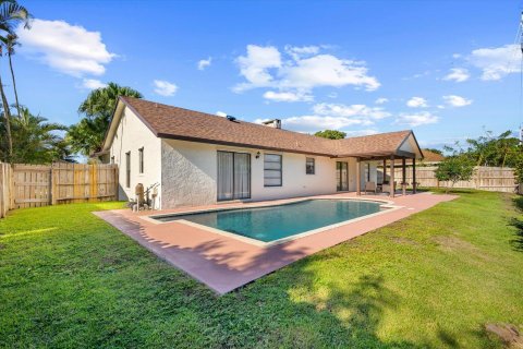 Villa ou maison à louer à Wellington, Floride: 4 chambres, 168.06 m2 № 913198 - photo 2