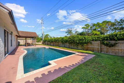 Villa ou maison à louer à Wellington, Floride: 4 chambres, 168.06 m2 № 913198 - photo 3