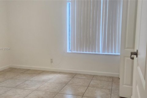Condominio en venta en Coral Springs, Florida, 2 dormitorios, 88.26 m2 № 1127330 - foto 8