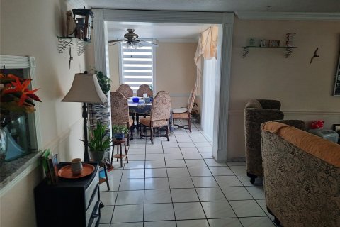 Condo in Miami, Florida, 2 bedrooms  № 1188780 - photo 6