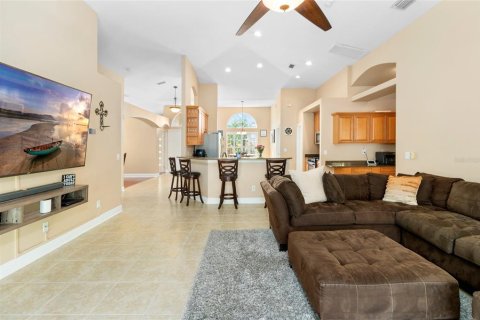 Casa en venta en Fish Hawk, Florida, 5 dormitorios, 246.66 m2 № 1386897 - foto 10