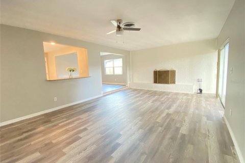 Casa en venta en Merrit Island, Florida, 3 dormitorios, 142.05 m2 № 949221 - foto 10