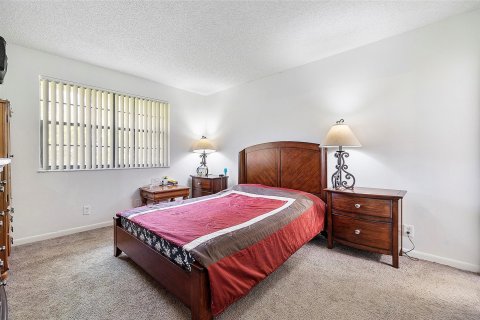 Copropriété à vendre à Coral Springs, Floride: 2 chambres, 79.9 m2 № 860375 - photo 3