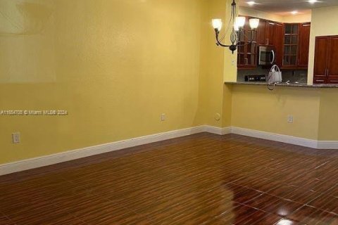 Adosado en venta en Tamarac, Florida, 3 dormitorios, 130.43 m2 № 1351981 - foto 5