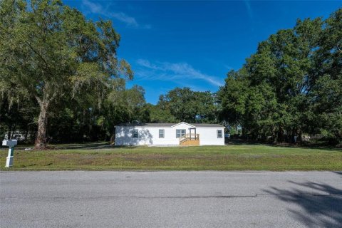 Villa ou maison à vendre à Zephyrhills, Floride: 5 chambres, 159.42 m2 № 1346209 - photo 15