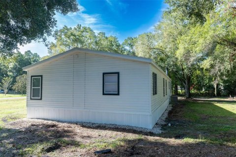 House in Zephyrhills, Florida 5 bedrooms, 159.42 sq.m. № 1346209 - photo 20