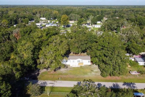 House in Zephyrhills, Florida 5 bedrooms, 159.42 sq.m. № 1346209 - photo 3