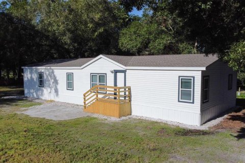 Villa ou maison à vendre à Zephyrhills, Floride: 5 chambres, 159.42 m2 № 1346209 - photo 13