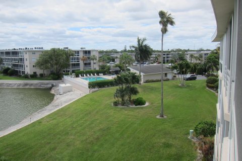Condominio en venta en Lake Worth, Florida, 1 dormitorio, 83.05 m2 № 1103462 - foto 5