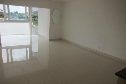 Condominio en venta en Lake Worth, Florida, 1 dormitorio, 83.05 m2 № 1103462 - foto 22
