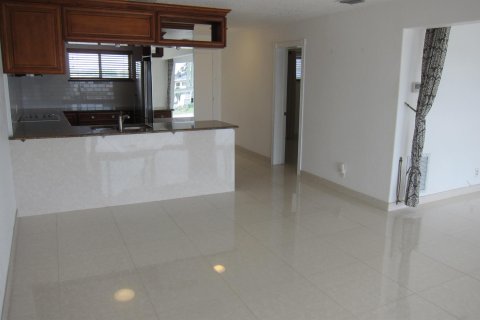 Condominio en venta en Lake Worth, Florida, 1 dormitorio, 83.05 m2 № 1103462 - foto 24
