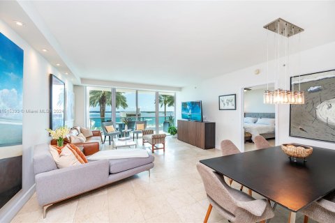 Condominio en venta en Miami, Florida, 1 dormitorio, 105.44 m2 № 951696 - foto 7
