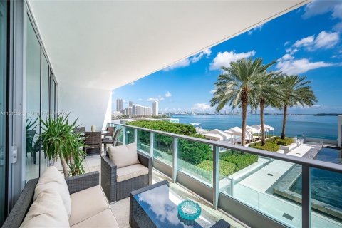 Copropriété à vendre à Miami, Floride: 1 chambre, 105.44 m2 № 951696 - photo 3