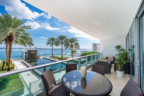 Condominio en venta en Miami, Florida, 1 dormitorio, 105.44 m2 № 951696 - foto 6