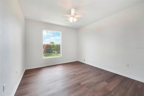 Condo in Orlando, Florida, 2 bedrooms  № 1307248 - photo 18