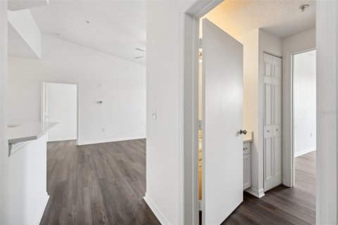 Copropriété à vendre à Orlando, Floride: 2 chambres, 99.68 m2 № 1307248 - photo 12