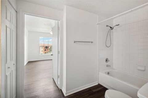 Condominio en venta en Orlando, Florida, 2 dormitorios, 99.68 m2 № 1307248 - foto 13