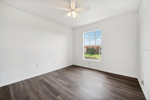 Condo in Orlando, Florida, 2 bedrooms  № 1307248 - photo 17