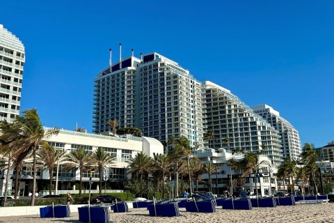 Condo in Fort Lauderdale, Florida, 1 bedroom  № 1178198 - photo 1