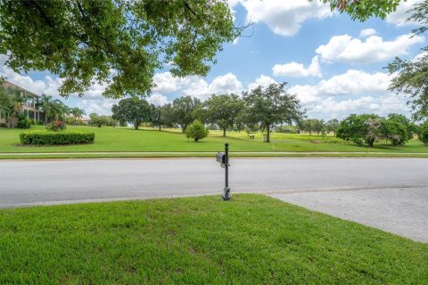 Villa ou maison à vendre à Dade City, Floride: 4 chambres, 318.1 m2 № 1344069 - photo 7