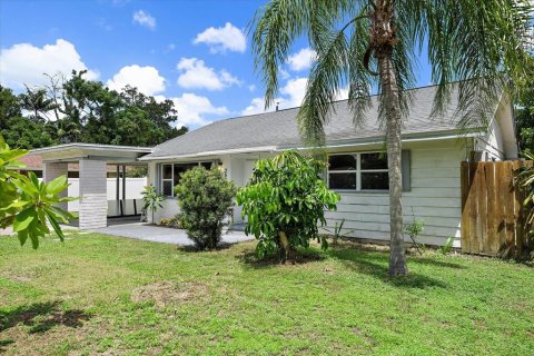 Villa ou maison à vendre à Sarasota, Floride: 3 chambres, 131.36 m2 № 1344068 - photo 3