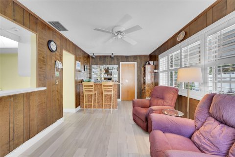 Villa ou maison à vendre à Hollywood, Floride: 3 chambres, 132.94 m2 № 1163178 - photo 12