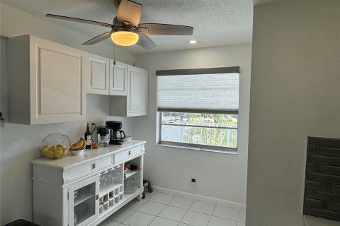 Condominio en venta en Margate, Florida, 2 dormitorios, 92.9 m2 № 1163177 - foto 14