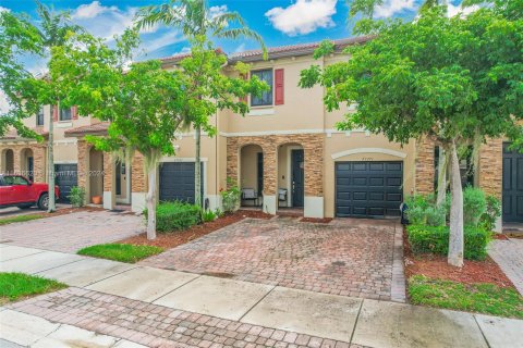 Touwnhouse à vendre à Homestead, Floride: 3 chambres, 142.6 m2 № 1306247 - photo 1