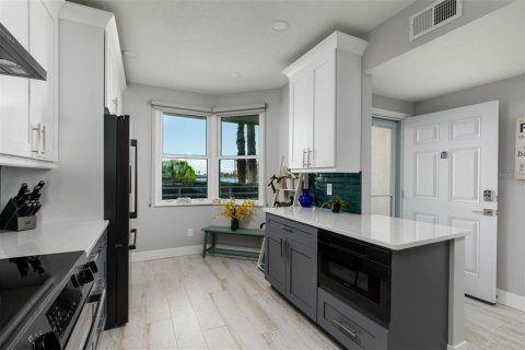Condominio en venta en South Pasadena, Florida, 2 dormitorios, 106.37 m2 № 792758 - foto 5
