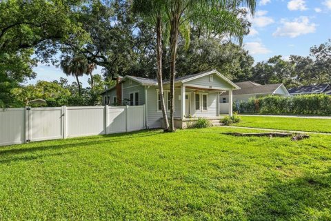 House in Tampa, Florida 2 bedrooms, 83.52 sq.m. № 1358386 - photo 14