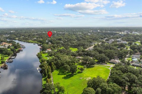 Casa en venta en Tampa, Florida, 2 dormitorios, 83.52 m2 № 1358386 - foto 23