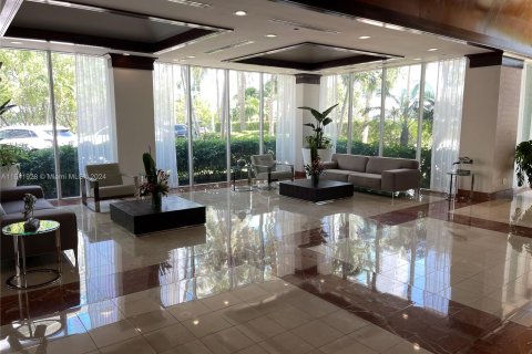 Condominio en venta en Sunny Isles Beach, Florida, 2 dormitorios, 163.51 m2 № 1320979 - foto 21