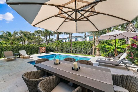 Villa ou maison à vendre à Palm Beach Gardens, Floride: 4 chambres, 293.76 m2 № 913293 - photo 16