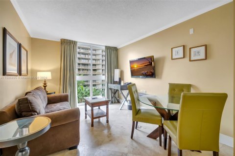 Copropriété à vendre à Miami, Floride: 1 chambre, 52.03 m2 № 927093 - photo 4