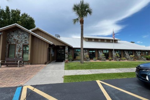 Condo in Okeechobee, Florida, 2 bedrooms  № 1254542 - photo 13