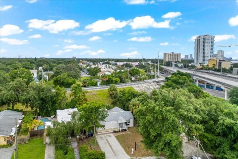 Villa ou maison à vendre à Tampa, Floride: 2 chambres, 96.62 m2 № 1338173 - photo 28