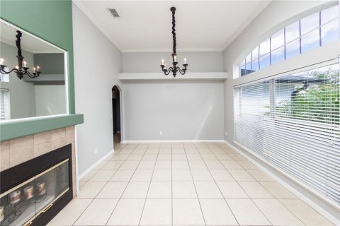 Villa ou maison à vendre à DeLand, Floride: 4 chambres, 217.39 m2 № 1326771 - photo 4