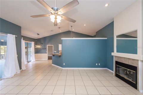 Villa ou maison à vendre à DeLand, Floride: 4 chambres, 217.39 m2 № 1326771 - photo 6