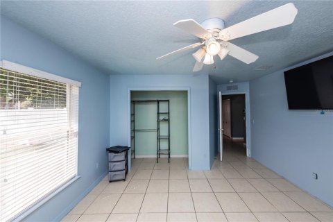 Casa en venta en DeLand, Florida, 4 dormitorios, 217.39 m2 № 1326771 - foto 24