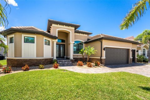 Casa en venta en Punta Gorda, Florida, 3 dormitorios, 199.55 m2 № 1253522 - foto 2