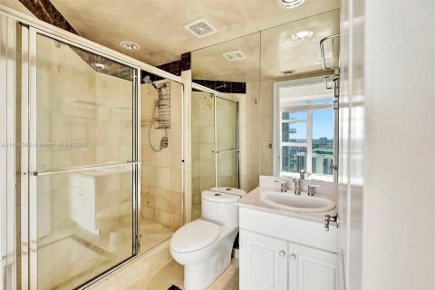 Condo in Aventura, Florida, 3 bedrooms  № 1370804 - photo 29