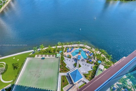 Copropriété à vendre à Aventura, Floride: 3 chambres, 197.88 m2 № 1370804 - photo 25