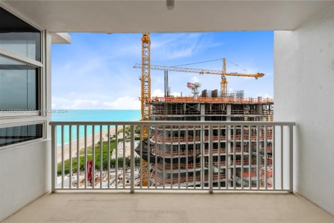 Copropriété à vendre à Pompano Beach, Floride: 2 chambres, 148.64 m2 № 1370848 - photo 8