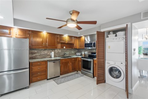 Copropriété à vendre à Pompano Beach, Floride: 2 chambres, 148.64 m2 № 1370848 - photo 22